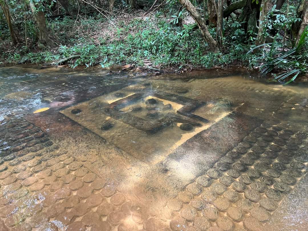 Kbal Spean-Angkor Cambodia Adventure 04