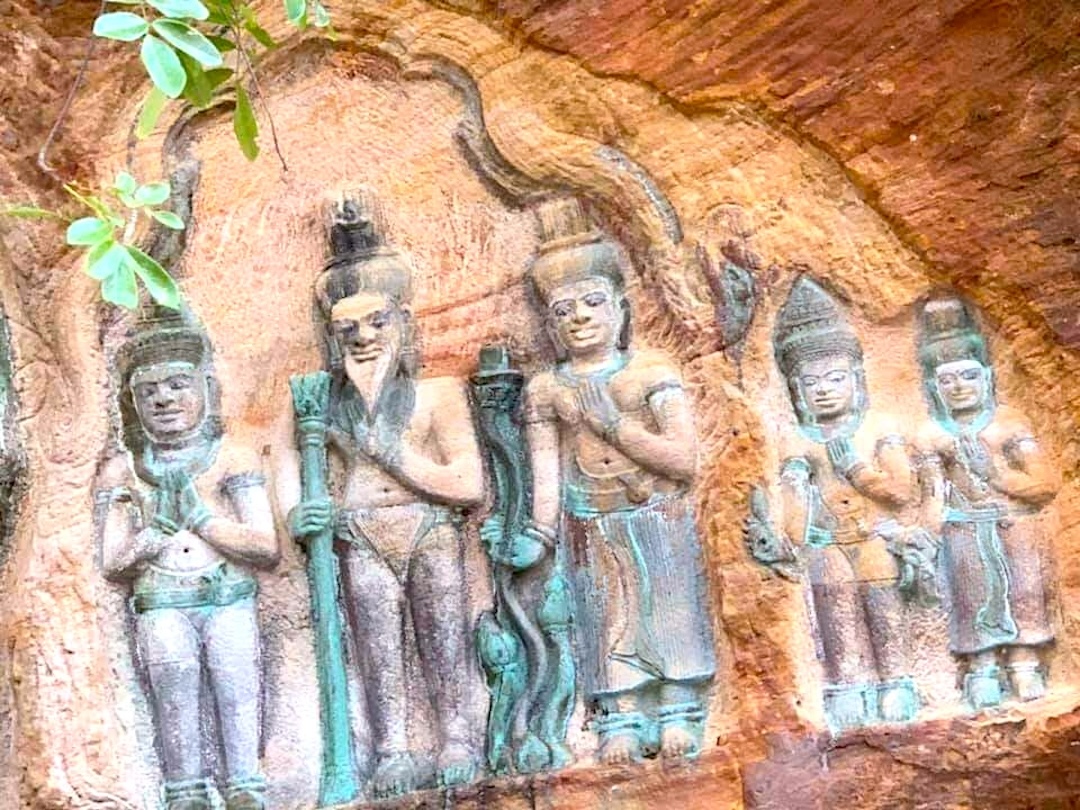 Poeung-Kumnou-Phnom-Kulen-temples-group-Angkor-Adventure-Cambodia-Adventure-Classic-Adventure-Angkor-Cambodia-Adventure-angkorcamadventure.com-01